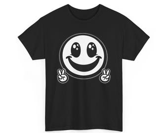Smiley Face Peace Sign T-Shirt | Retro Happy Emoji Tee