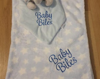 Personalised baby boy or girl elephant comforter and blanket. Newborn baby, baby shower gift