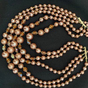 Collana con ciondolo autunnale, multifilo di perle, perle marroni, perle aurora boreale in bronzo, stile bavaglino, vintage