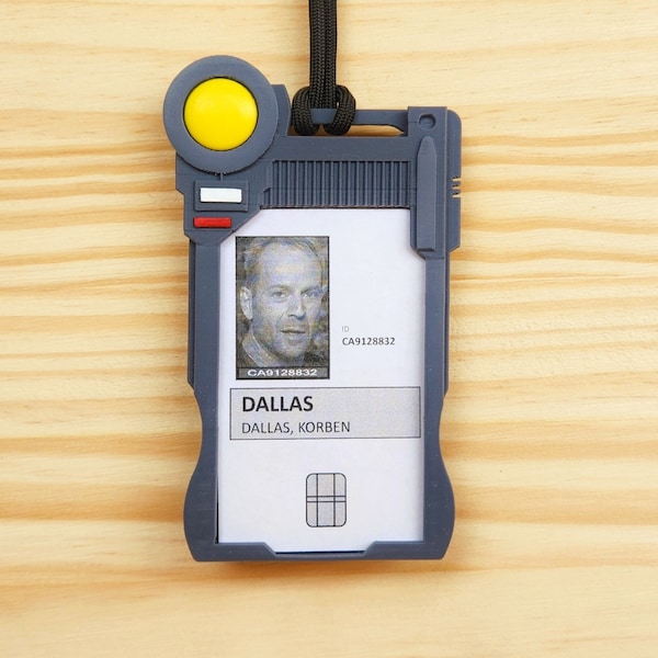 Multipass ID Holder