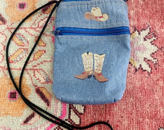 Vintage Western Crossbody Bag – Handmade Denim Purse with Cowboy Boots & Hat Embroidery – Cowgirl Rodeo Festival Handbag