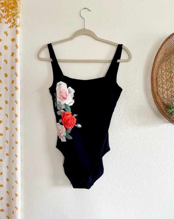 Women's Vintage Floral Print Halter Swimsuit Set