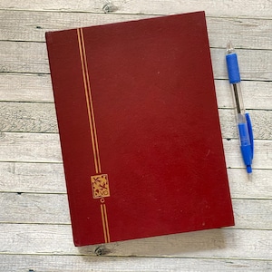 A5 brown poststamp album with Dutch poststamps from the quality brand Davo C