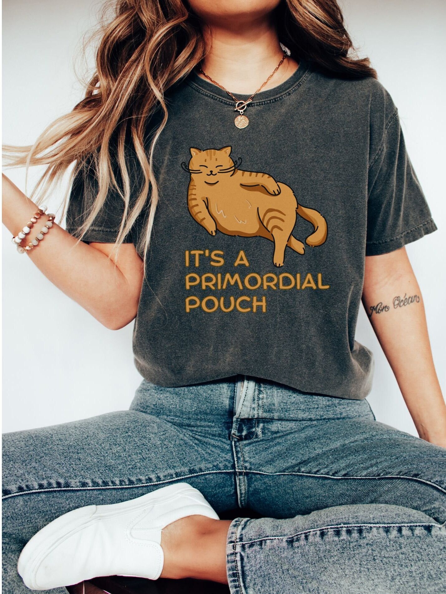 Shirt with pouch for cat sale