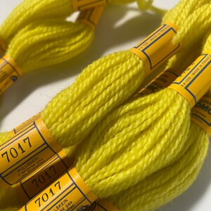 Vintage Wool Tapestry Yarn - 3 Ply - Laine Divisible FLORALIA DMC - 7017 - Yellow -Needlepoint, Embroidery - 100% Wool Made in France