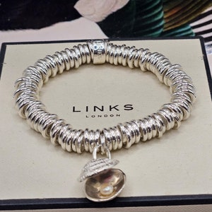 Links of london capture charm bracelet deals
