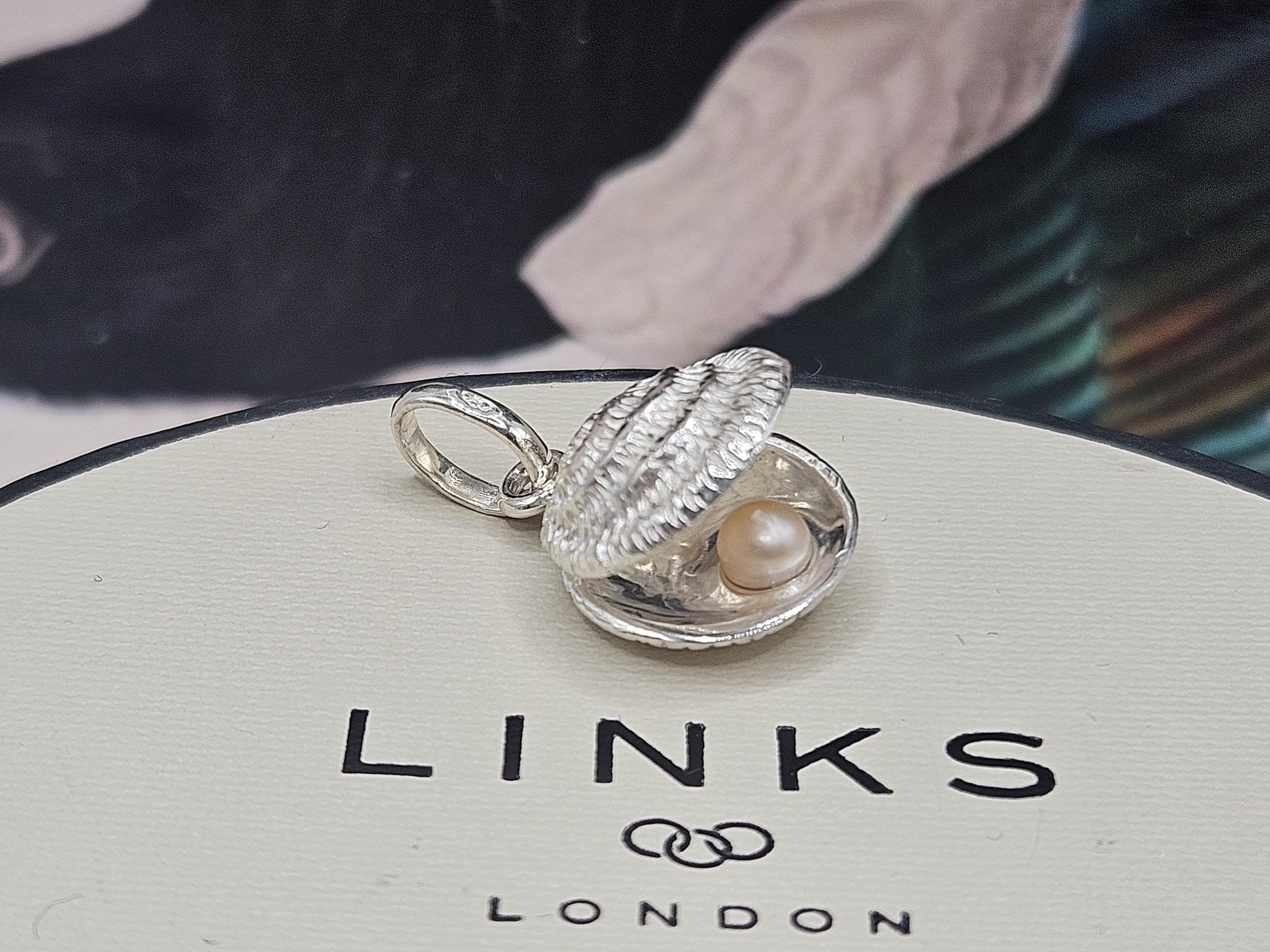 Links of London - Etsy Links of London - Etsy