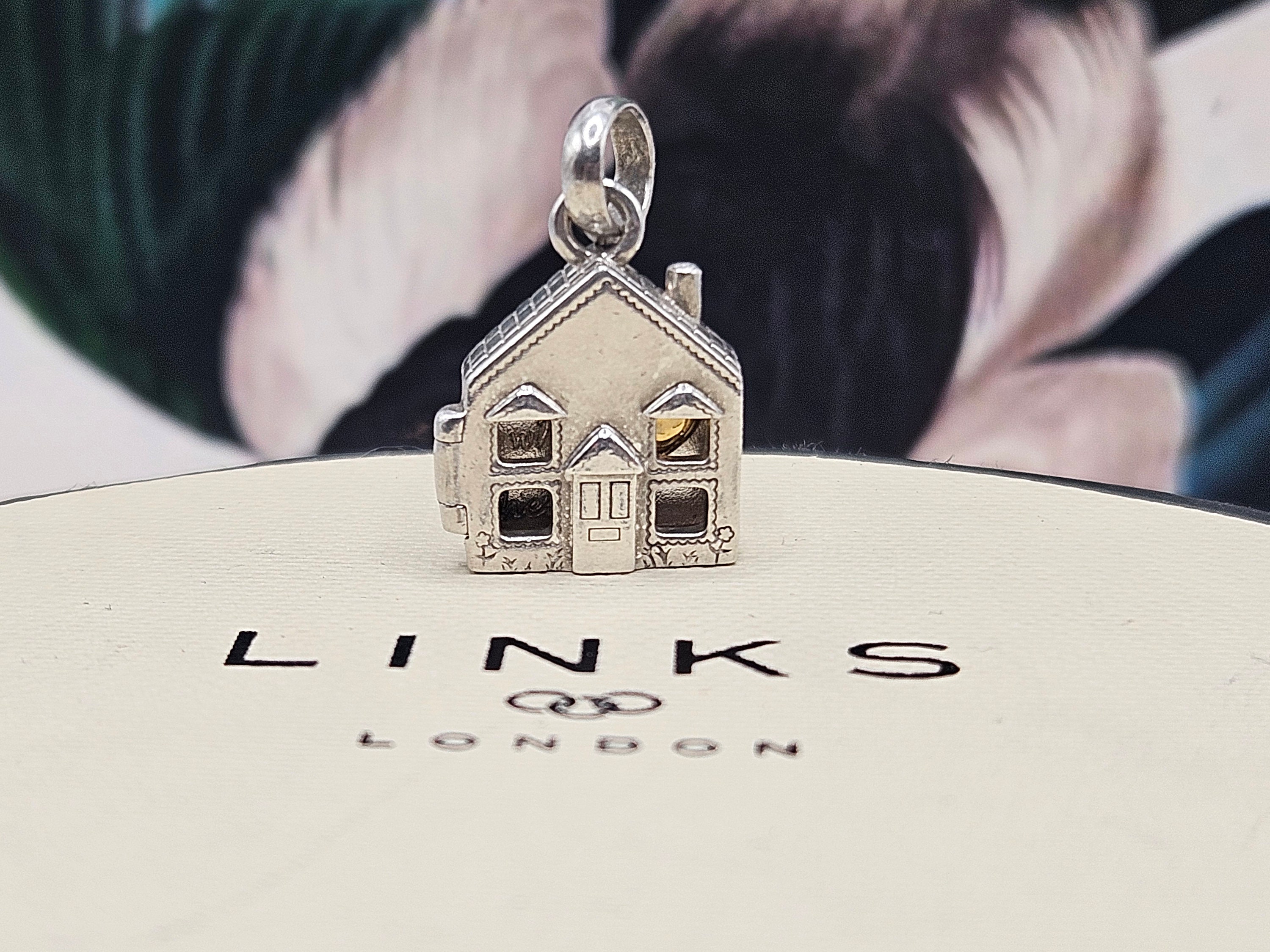 Links of london home is where the heart is best sale charm