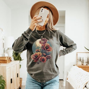Spring Wildflower Flower Poppies Long Sleeve Poppy Flower Vintage Floral Moon Tshirt Sleeved Cotton Shirt Nature Botanical Field Flower Gift