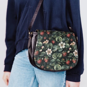 Strawberry Field  Saddle Bag Leafs Nature Fruit Shoulder Bag Watercolor Art Food Satchel Cottagecore Boho Vintage Crossbody Bag Custom Sac