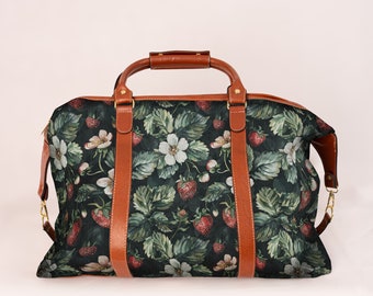 Strawberry Field Flight Travel Bag Canvas Bag Leaf Nature Fruit Watercolor Weekender Travel Bag Plant Carry-On Duffle Bag Cottagecore Vegan
