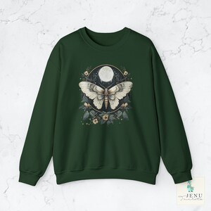 Vintage Mystical White Lunar Moth Sweatshirt Celestial Moon Phase Shirt Boho Butterfly Sweater Cottagecore Top Dark Academia Clothing Street Wear