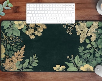 Green Plant Wreath Desk Mat Botanical Floral Foliage Mousepad Woodland Leafs Berries Cute Mouse Pad Vintage Flowers Desk Decor Cottagecore