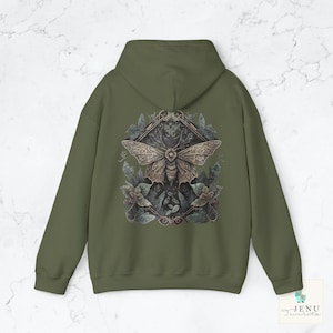 Vintage Moth Hoodie Nature Forest Sweatshirt Cottage Core Hoodie Fairycore Top Goblin Core Street Wear Trendy Woodland Shirt Green Witc Back