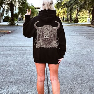 Boho Vintage Highland Cow Hoodie Western Cowboy Cowgirl Sweater Farm Animal Farming Retro Americana Top Nature Style Clothes Sweatshirt Streetwear