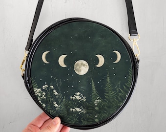 Bolso bandolera redondo con fases lunares celestiales, estilo gótico ecléctico de bruja lunar, bolso de hombro con estrellas de la naturaleza, bolso negro, idea de regalo, estilo cottagecore de bruja