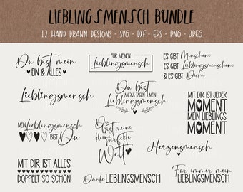 Op de afbeelding: Een digitale kunstbundel met de tekst "LIEBLINGSMENSCH BUNDLE" en diverse handgetekende ontwerpen. De ontwerpen bevatten zinnen als "Du bist mein", "Lieblingsmensch" en "Mit dir ist alles doppelt so schon", in een zwart script.