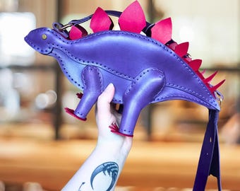 Dinosaur bag, natural leather