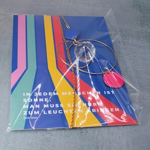 Sonnenfänger in Blau und Pink, Suncatcher, moderne Deko zum hängen, Kindergarten Abschied Geschenk, Abschiedsgeschenk Erzieherin