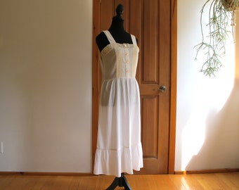 Square-Neck Lacy Vintage Off-White Dress