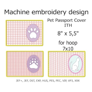 Könnte beinhalten: Maschinenstickdesign für eine Tierpasshülle. Das Design umfasst drei rechteckige Hüllen mit verschiedenen gestickten Tiermotiven: ein Pfotenabdruck, eine Bärenkralle und eine Katzensilhouette. Die Hüllen sind 20.3cm x 14cm groß und für einen 17.8cm x 25.4cm Rahmen.