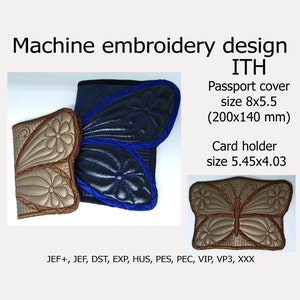 Puede incluir: Diseño de bordado a máquina para una funda de pasaporte y un porta tarjetas con un motivo de mariposa. El diseño está disponible en varios formatos: JEF+, JEF, DST, EXP, HUS, PES, PEC, VIP, VP3, XXX. La funda de pasaporte mide 20 cm x 14 cm y el porta tarjetas mide 13,8 cm x 10,2 cm.