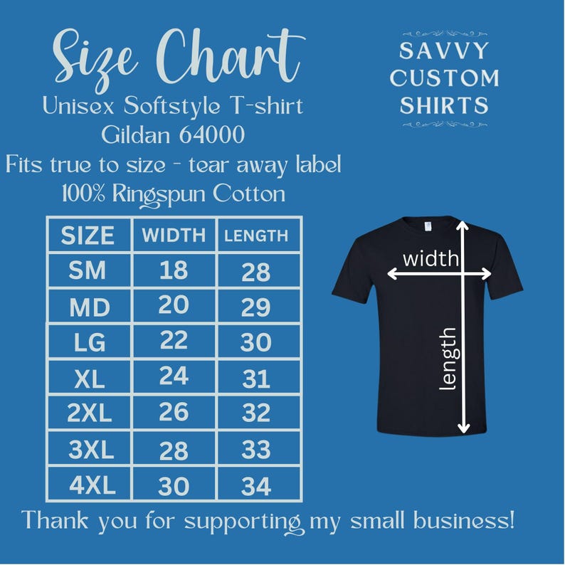 K&ouml;nnte beinhalten: Gr&ouml;&szlig;entabelle f&uuml;r ein Unisex-T-Shirt mit den Ma&szlig;en in Zoll f&uuml;r Breite und L&auml;nge. Die Tabelle umfasst die Gr&ouml;&szlig;en von S bis 4XL. Der Text "Savvy Custom Shirts" befindet sich oben in der Tabelle.