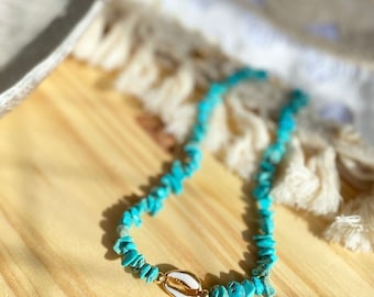 Dainty Chip Turquoise Necklace Natural Turquoise Jewelry Handmade Gemstone Choker Green Turquoise Necklace Summer Jewelry Cowrie Shell