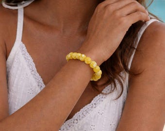 Yellow Faceted Agate Bracelet 10mm: Natural Stretch Bead Bracelet, Sparkling Faceted Beaded Stretch Band, Golden Yellow Agate Bracelet
