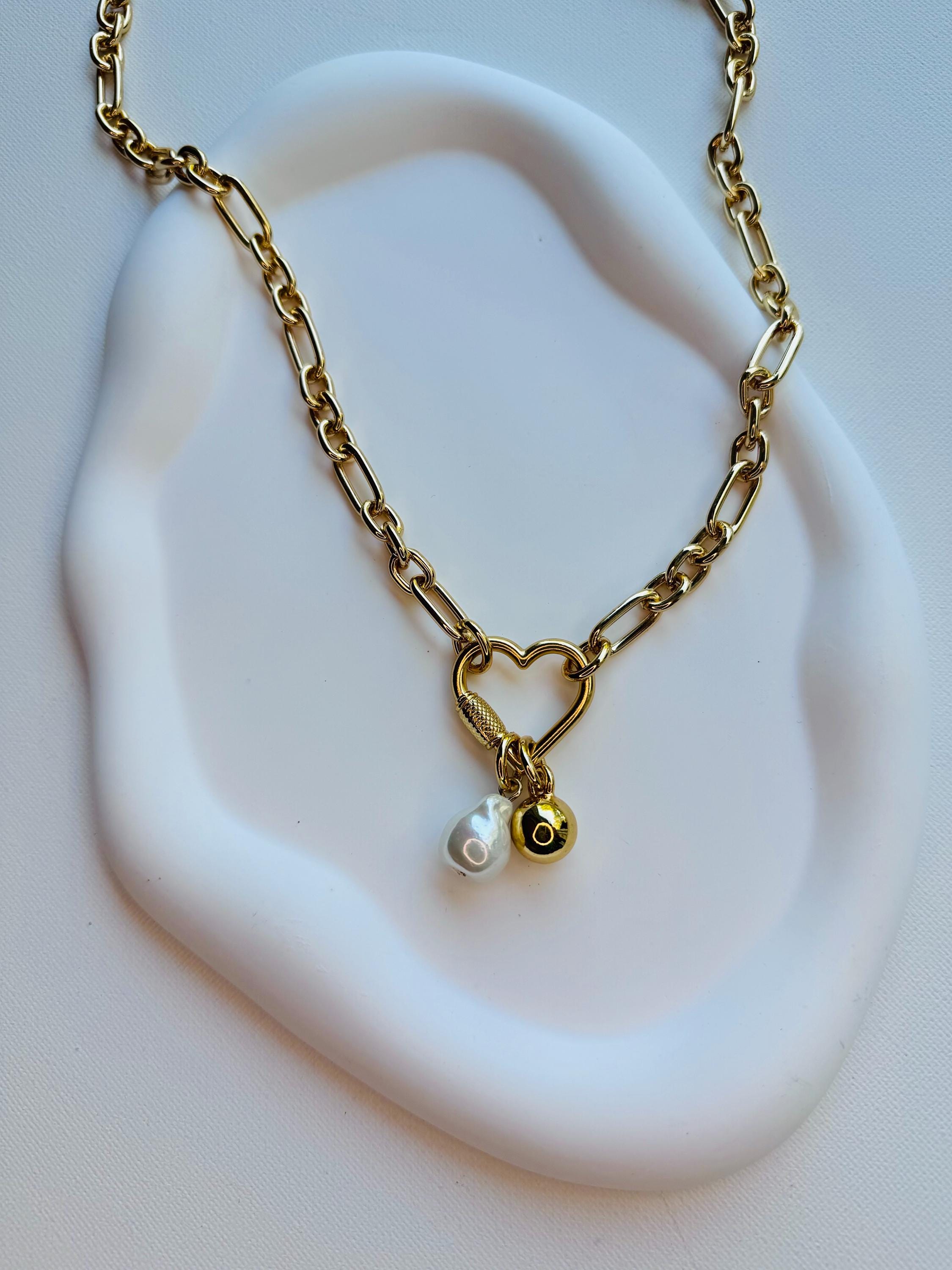Heart Carabiner Clasp Necklace: Chunky Gold Chain Pendant