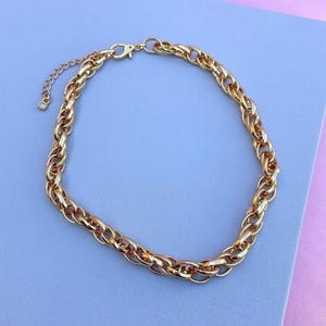 Multi link chain necklace