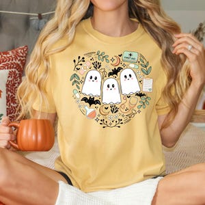 Läskig sjuksköterska PNG•Förlossnings- och Halloween-festligheter•Medicinskt spöke PNG•Läskigt sött PNG•Halloween-sjukskötersketröjadesign•Söt spökeklotter PNG•Boho PNG bild 5