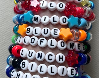 Pack de pulseras inspiradas en Billie: pulseras misteriosas o personalizadas para la gira Hit Me Hard and Soft de 2024.