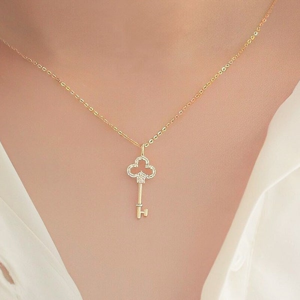 Collier en or et argent avec pendentif clé S925 | Collier minimaliste avec pierres précieuses CZ | Pendentif mignon et délicat pour cadeau