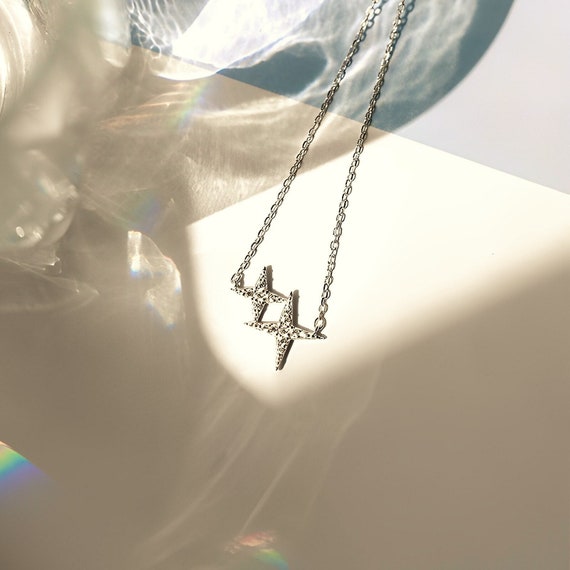 Dainty online platinum necklace
