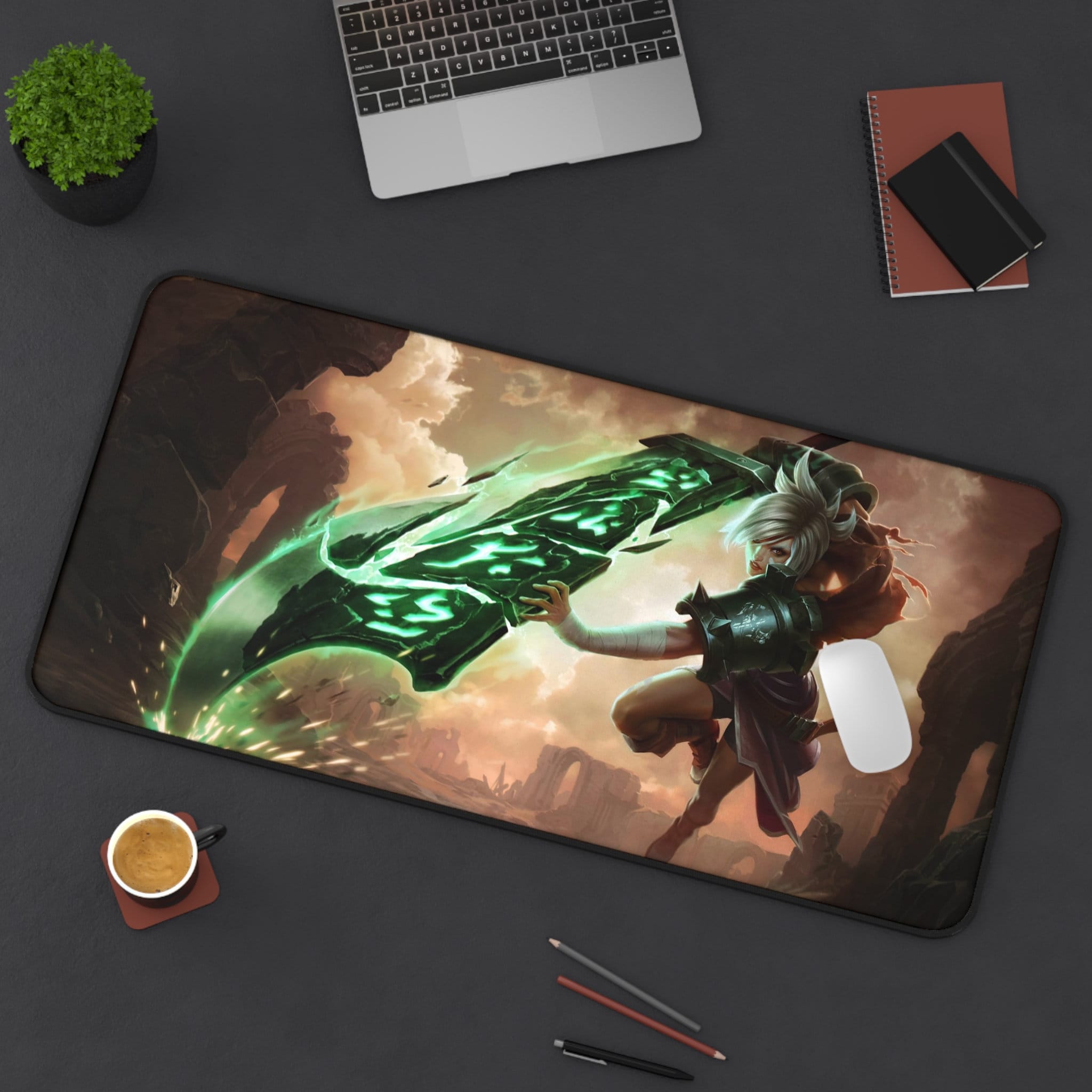 Riven League of Legends Mouse Pad: Gamer Desk Mat Decor