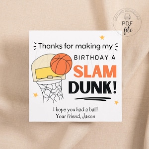 Peut inclure: Une carte de remerciement blanche avec un graphique de panier de basket-ball et de ballon. Le texte dit "Merci d'avoir fait de mon anniversaire un slam dunk ! J'espère que tu t'es bien amusé ! Ton ami, Jason."