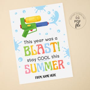 Etiqueta de regalo imprimible con diseño de pistola de agua. Este año fue genial. ¡Manténgase fresco este verano! Etiqueta de regalo personalizada. Descarga instantánea en PDF y JPG.