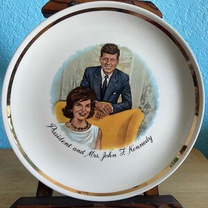22K Gold Rim Decorative Plate