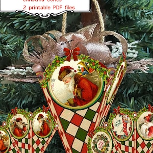 Może przedstawiać: Drukowane ozdoby choinkowe w kształcie stożków z wizerunkiem vintage Świętego Mikołaja, czerwono-zielonym wzorem w kratkę i świątecznym wieńcem. Stożki są gotowe do złożenia i ozdobienia.