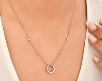 14K Rose Gold Round Necklace with Diamond Setting