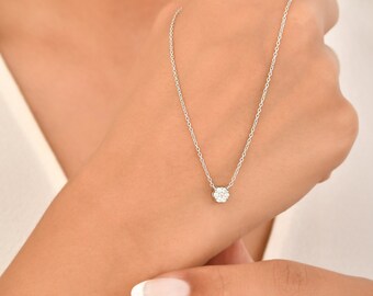 14K White Gold Illusion Diamond Necklace