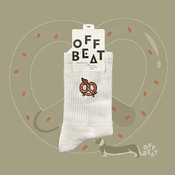 Embroidered Socks Brezel-Dackel | made from 75% combed cotton