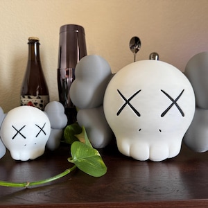 KAWS Skull Display - Etsy