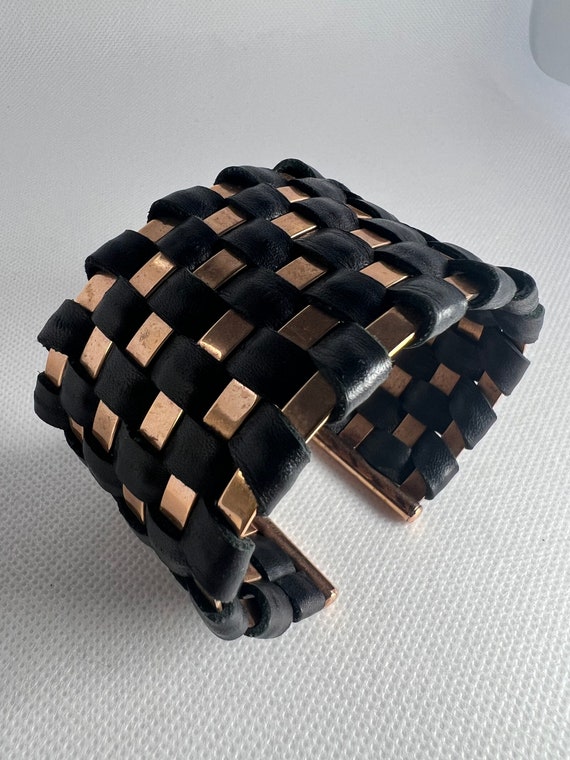 Milor Italy Bronze, Polished Basket Weave Leather 