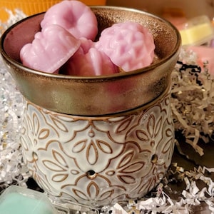 Electric Candle Warmer with Durable Heating Plate, Wickless Candle Aromatherapy Scented Wax Melts Fragrance Burner for Home Decor