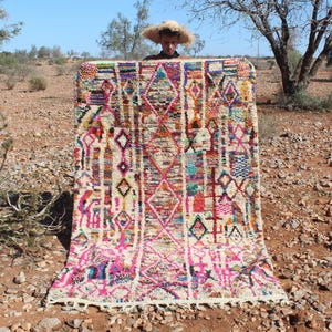 colorful Moroccan rug, fabulous boujad rug, azilal rug, abstract multicolored carpet, handmade Moroccan rug, bohemian rug