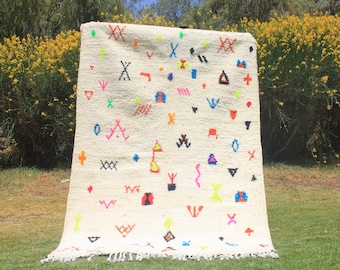 Handmade Beni Ourain Rug: White Wool Berber Carpet, Custom Design