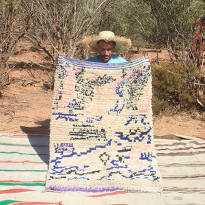 Handmade Berber Azilal Rug: Authentic Moroccan Wool Carpet