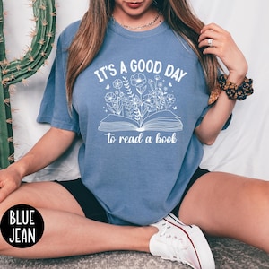 Reading Teacher Shirt, It&#39;s a Good Day to Read a Book Tshirt, Book Lover Tee, Back To School Librarian Shirt,  Teacher Appreciation Gift